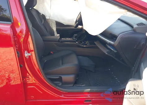 2024 Toyota Prius Xle z USA, uszkodzony, nr VIN JTDACAAUXR3041475